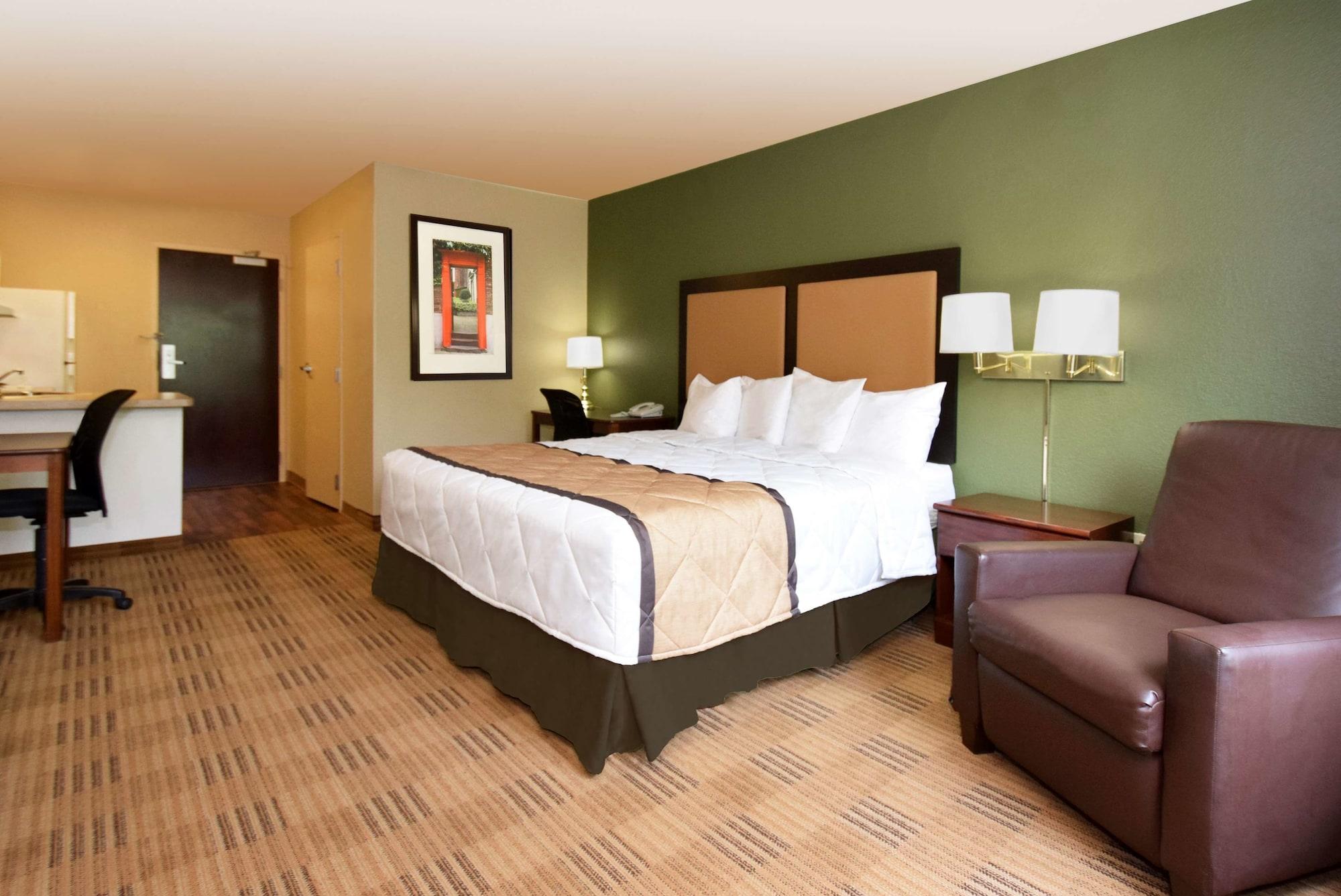 เอ็กซ์เทนด์ สเตย์ อเมริกา จอห์นเวย์นแอร์พอร์ต Hotel นิวพอร์ทบีช ภายนอก รูปภาพ